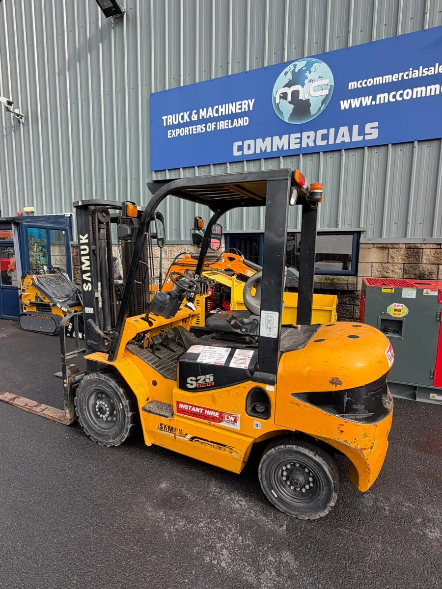 For Sale: 2.5 Ton Samuk Forklift - Image 2
