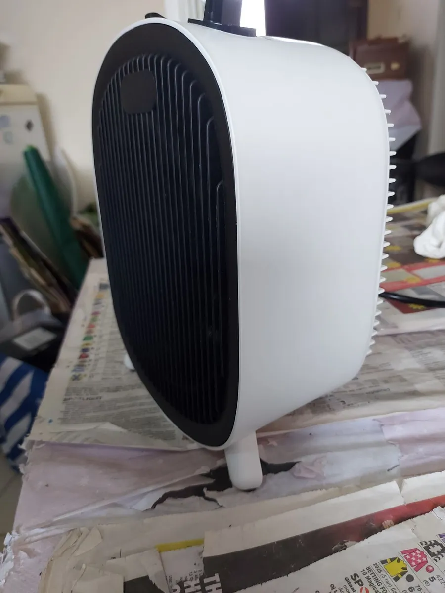 Essentials FAN Heater, Model C20FHW20 - Image 1