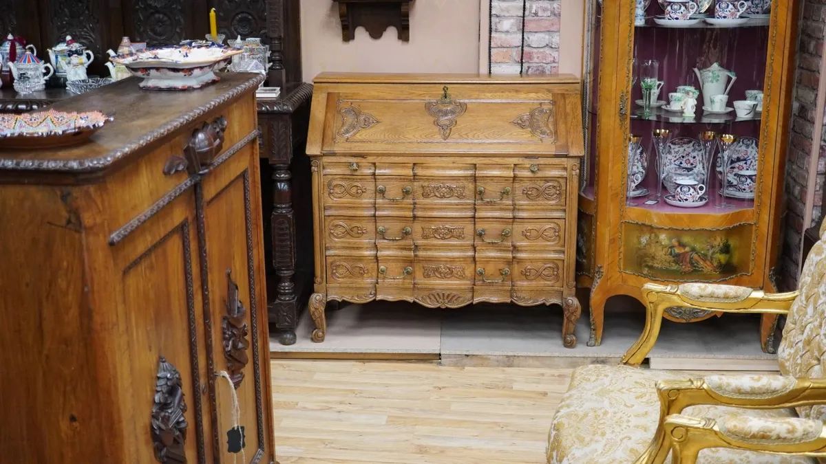 French Carved Oak Bureau - Image 1