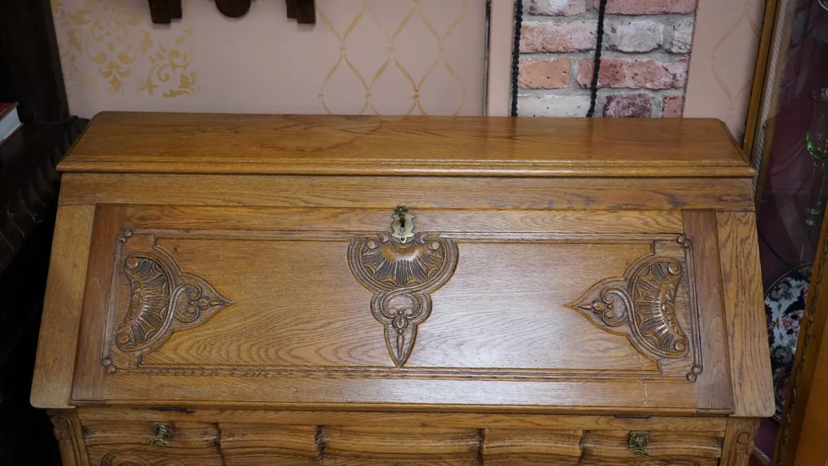 French Carved Oak Bureau - Image 3