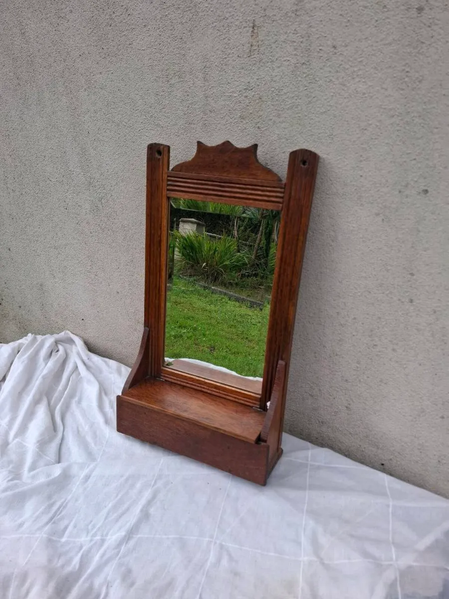 Vintage mirror with box - Image 1