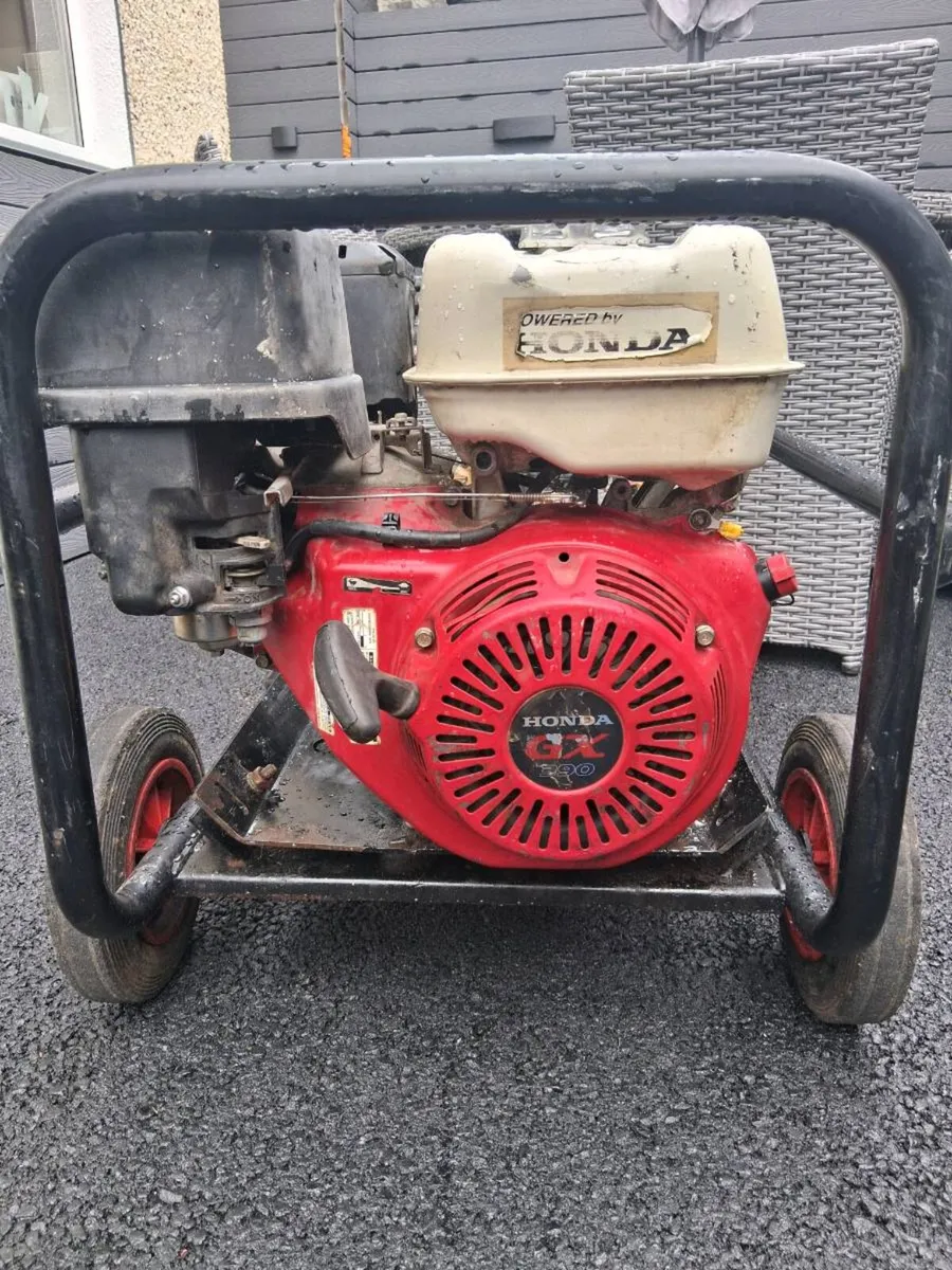 Power washer - Image 1