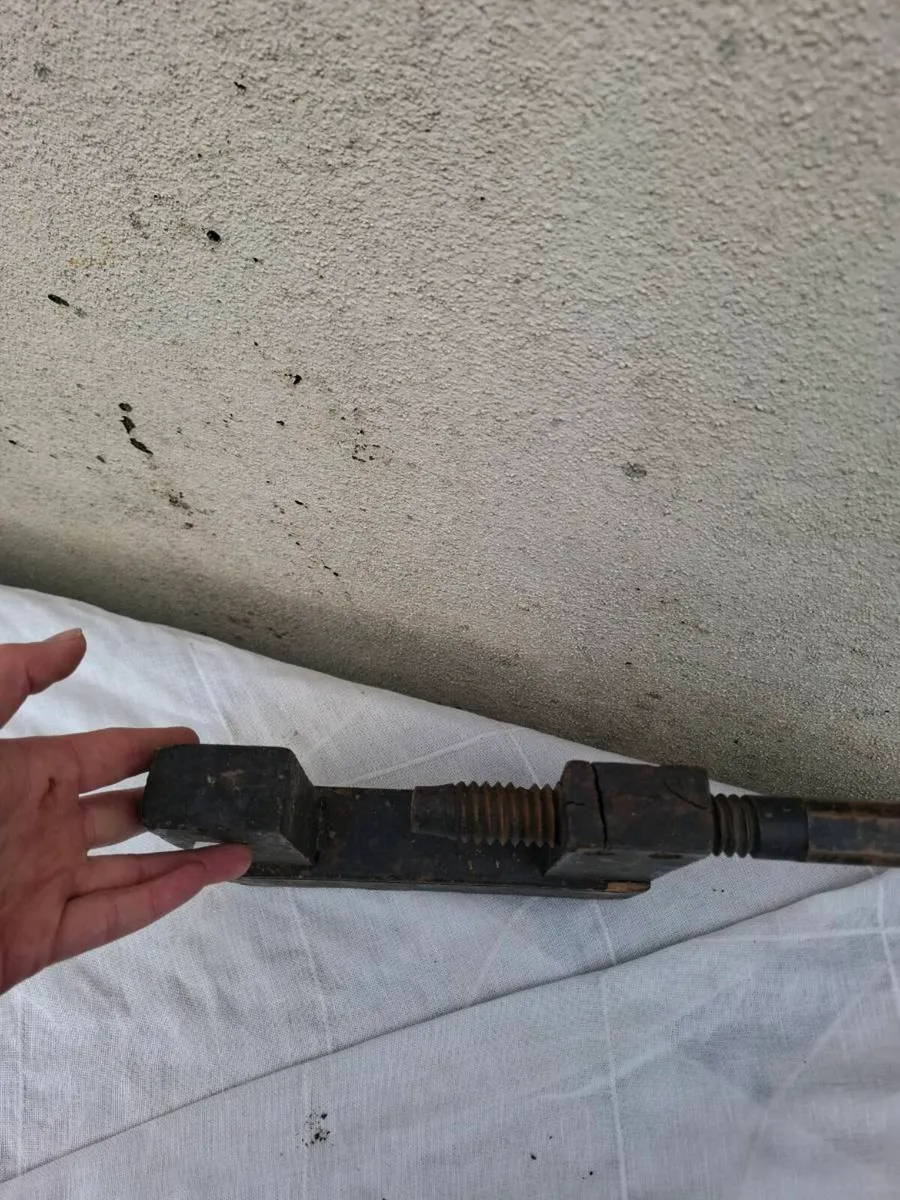 Vintage wood tool clamp - Image 2