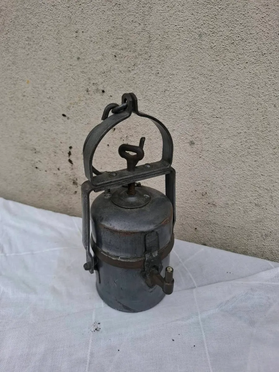 Antique mine lamp - Image 1