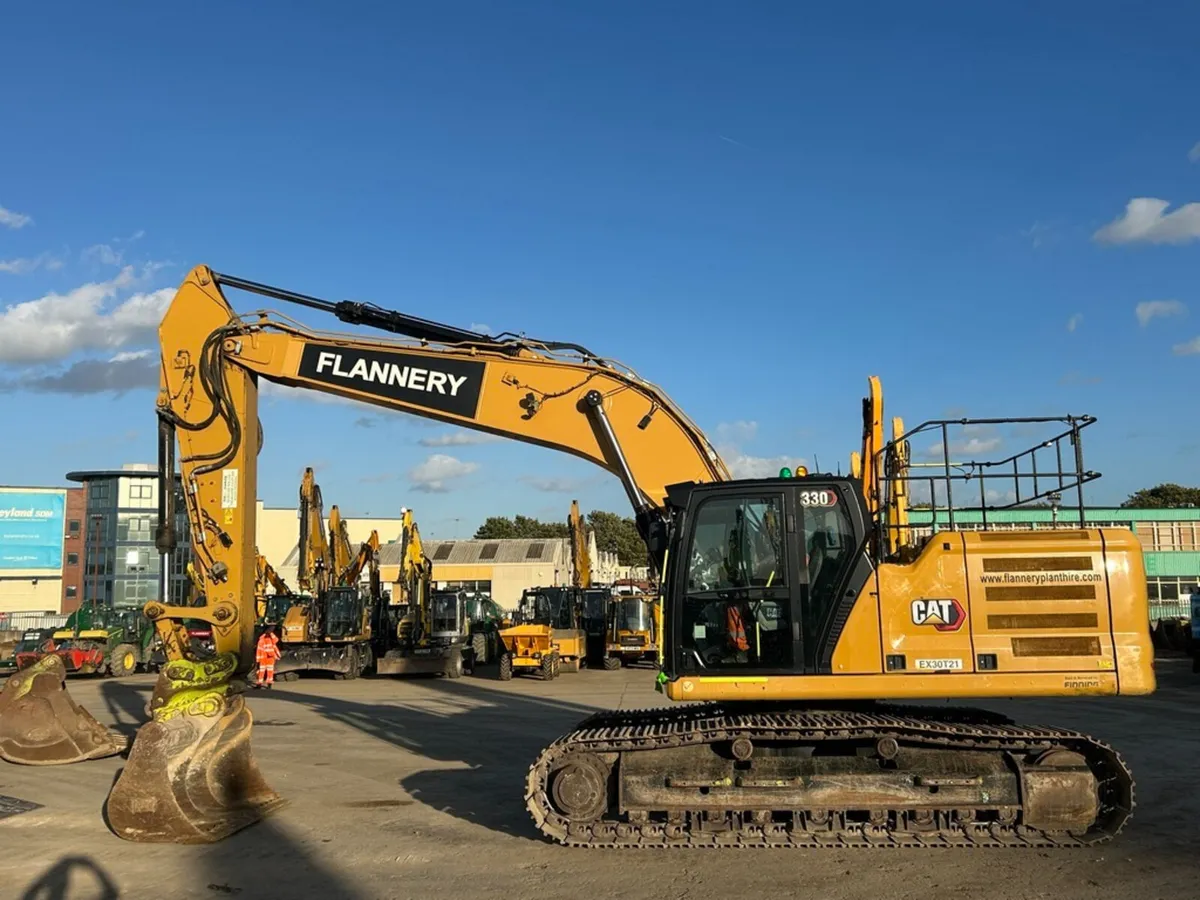 2021 CAT 330 - 07 - Image 2