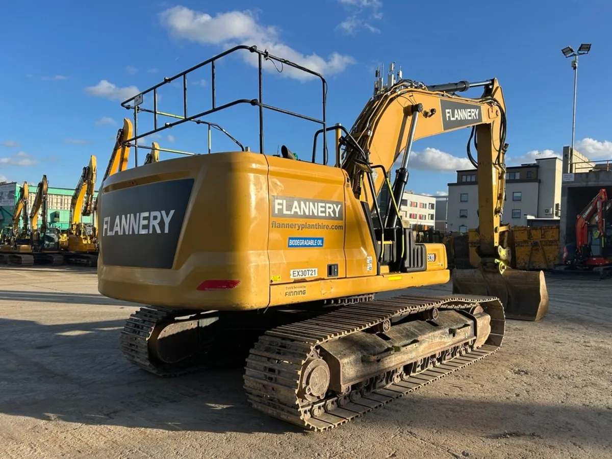 2021 CAT 330 - 07 - Image 4