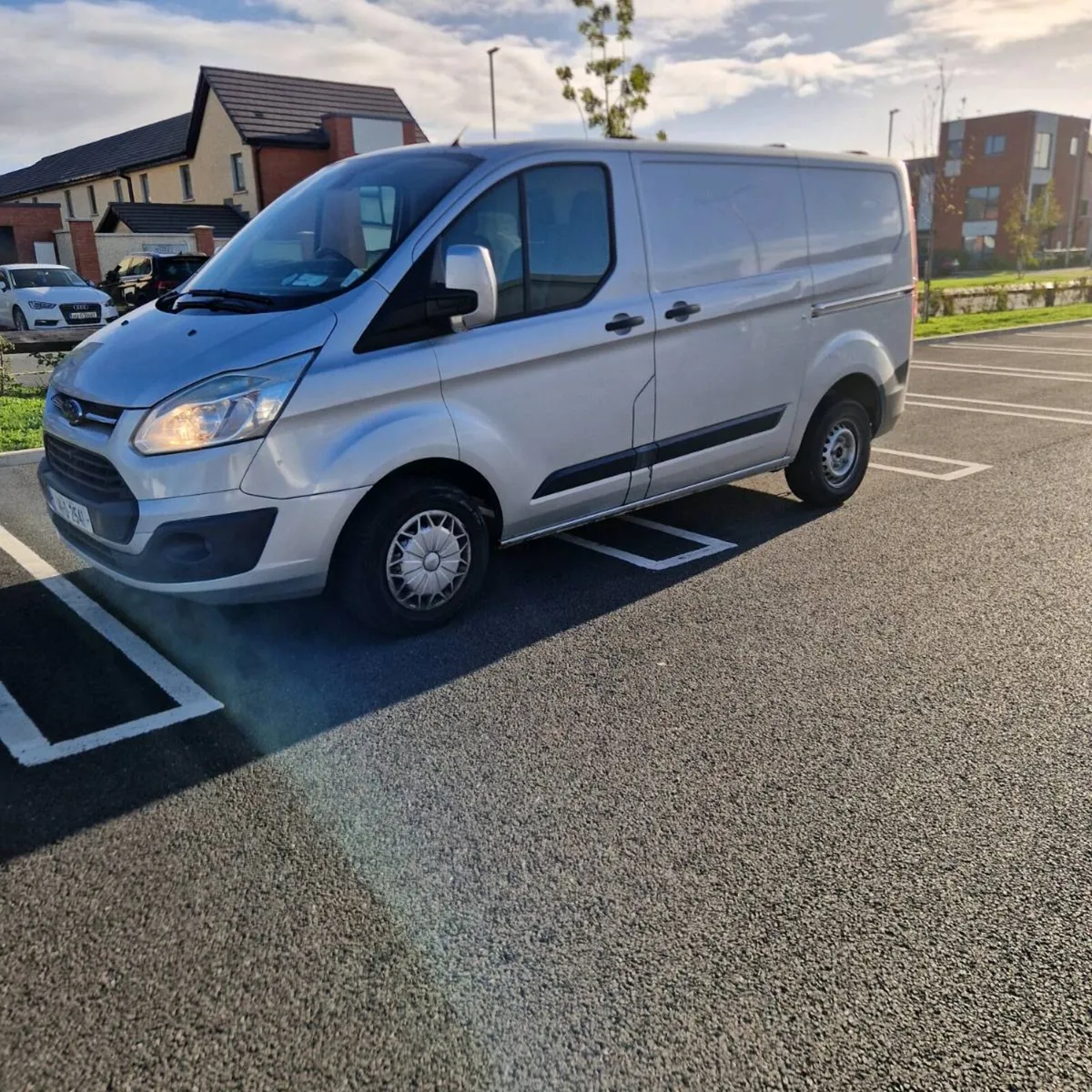 Ford Transit custom - Image 2