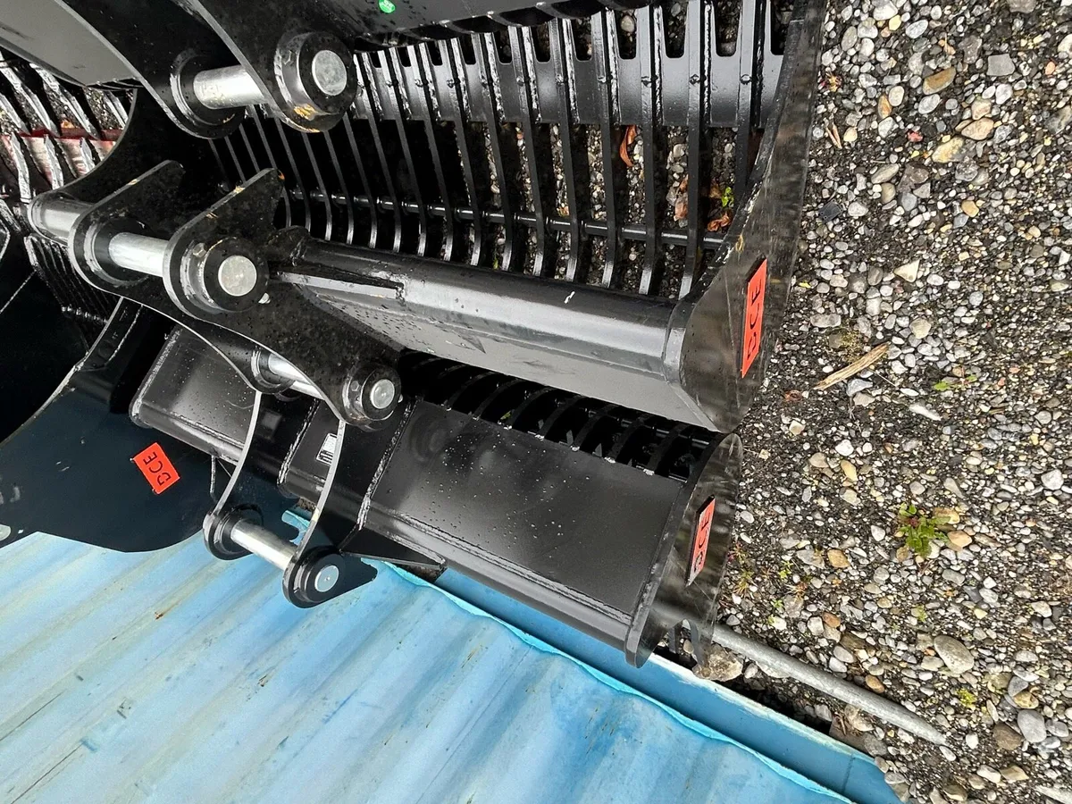 13T lawn rake bucket 65mm pins - Image 3