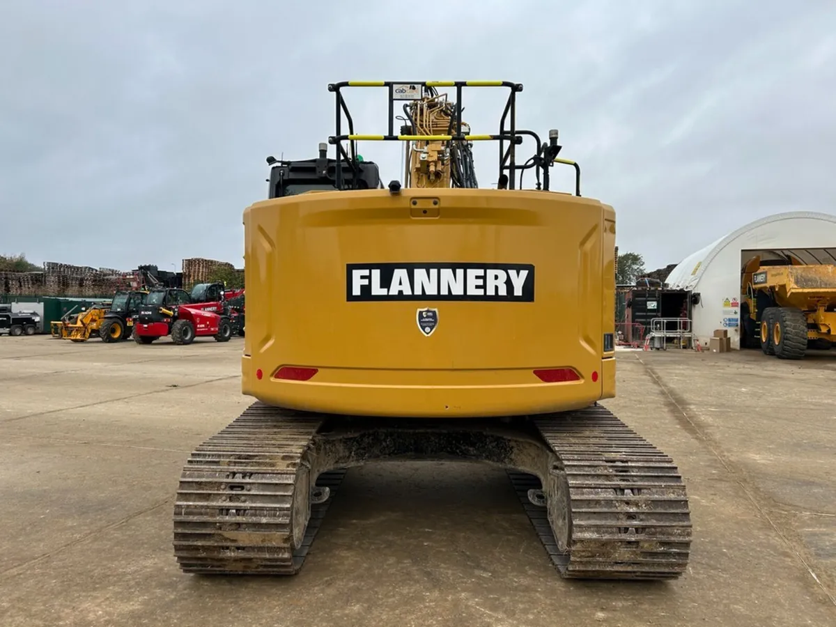 2021 CAT 325 - 07 - Image 4