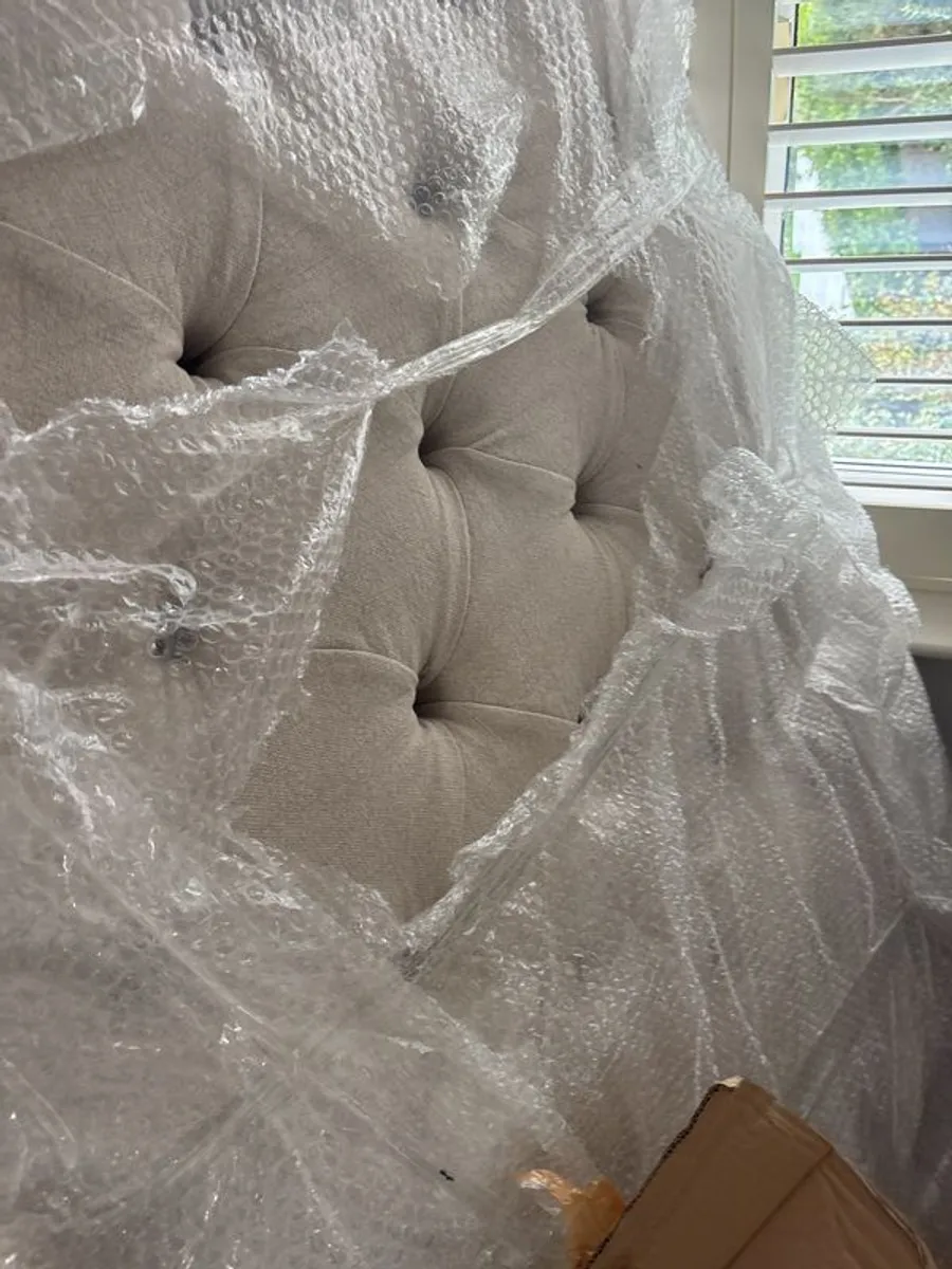Finline headboard - Image 2