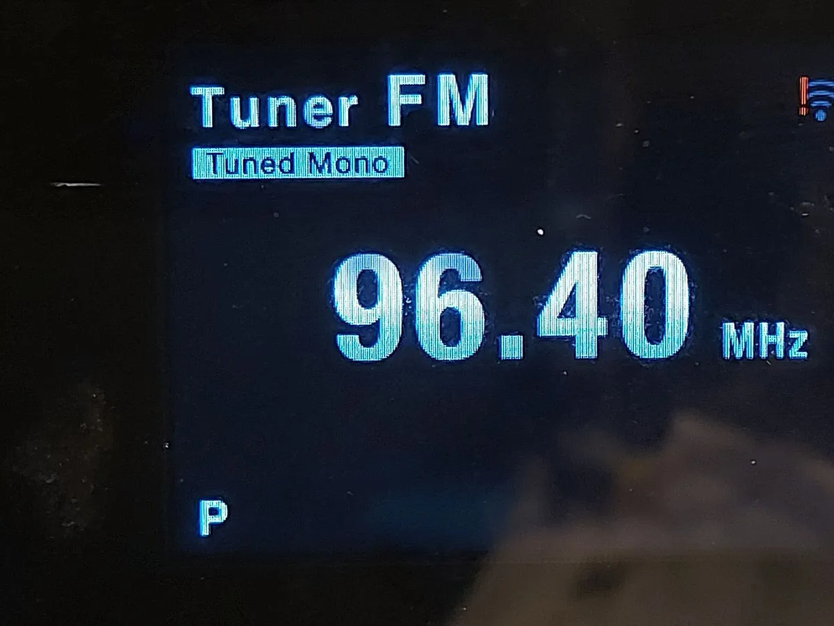 Pioneer Network CD Receiver, Model XC-HM71-K - Image 3