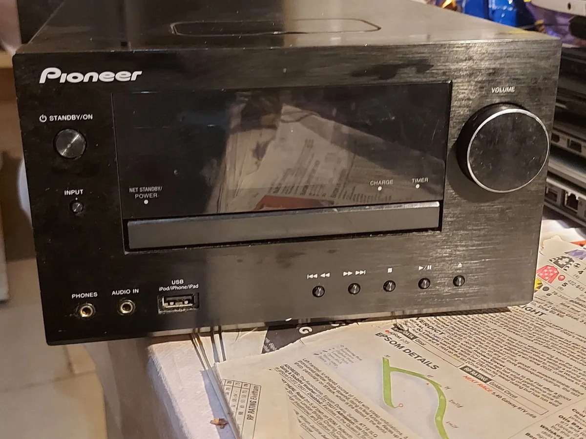 Pioneer Network CD Receiver, Model XC-HM71-K - Image 4