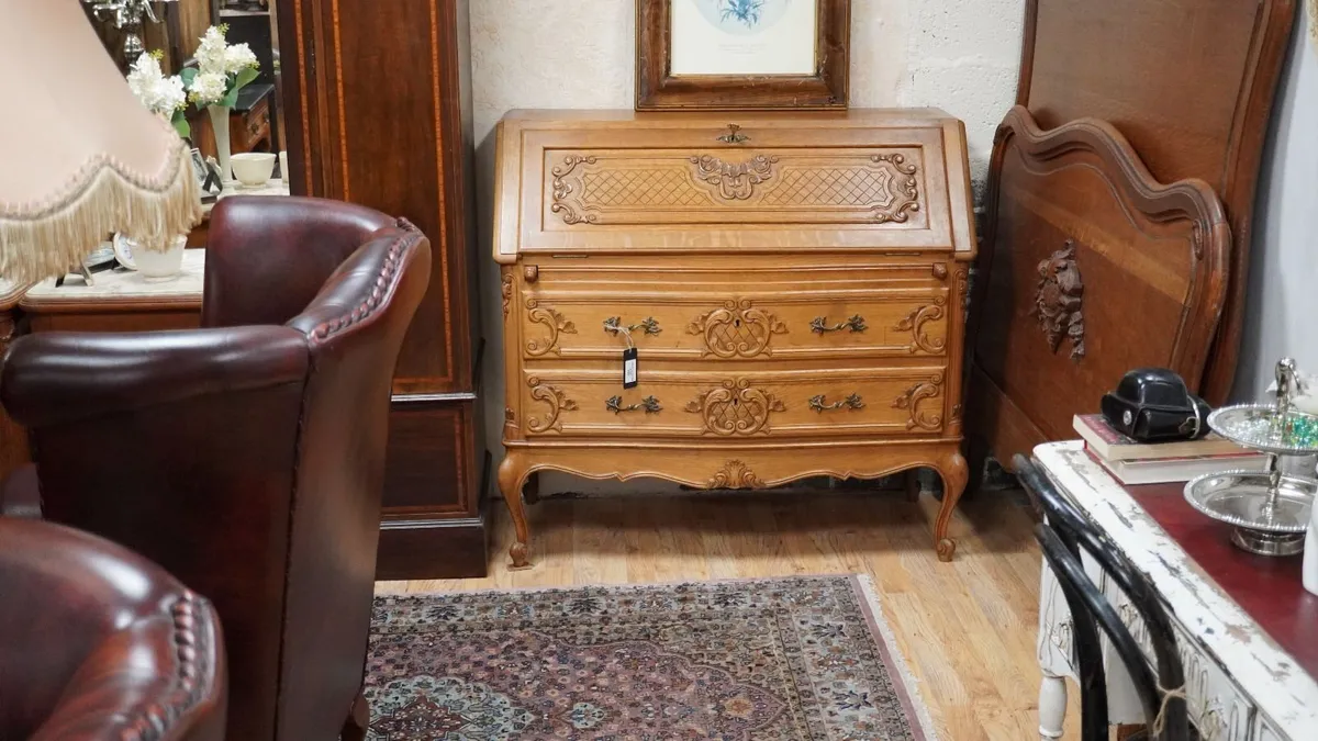 French Oak Bow Front Bureau - Image 1