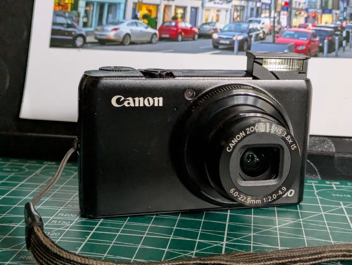 Canon S90 10MP CCD🌈, RAW compact camera - Image 1
