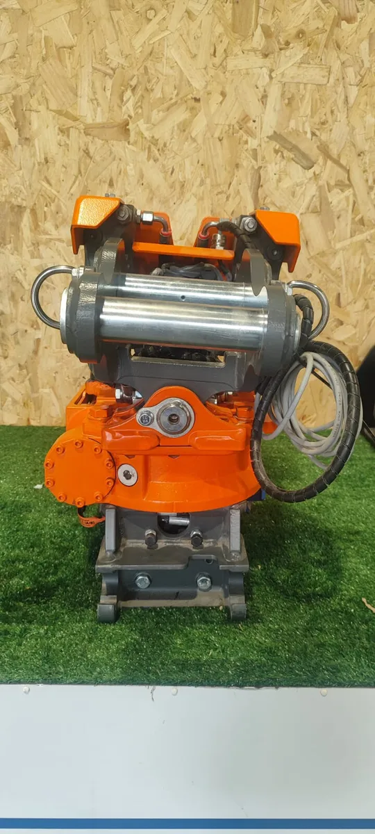 Kinshofer Tr025 Tilt Rotator suit 3T - Image 3
