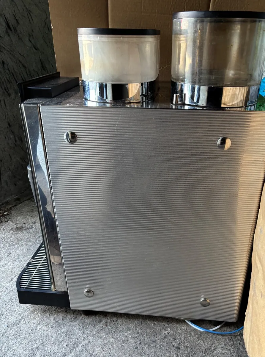 Coffee machine - Image 4