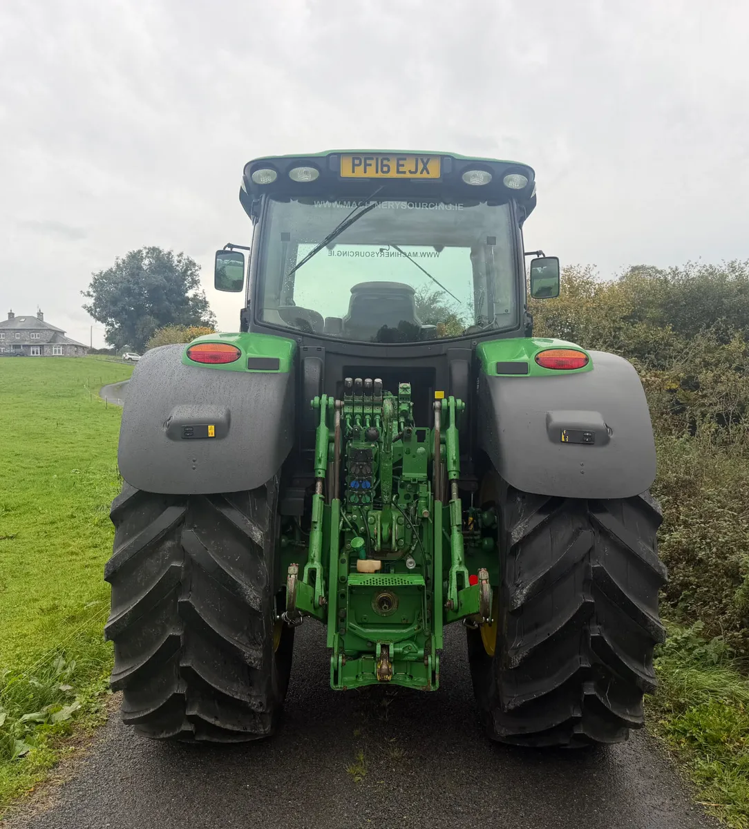 2016 JOHN DEERE 6195R **IMMACULATE** - Image 4