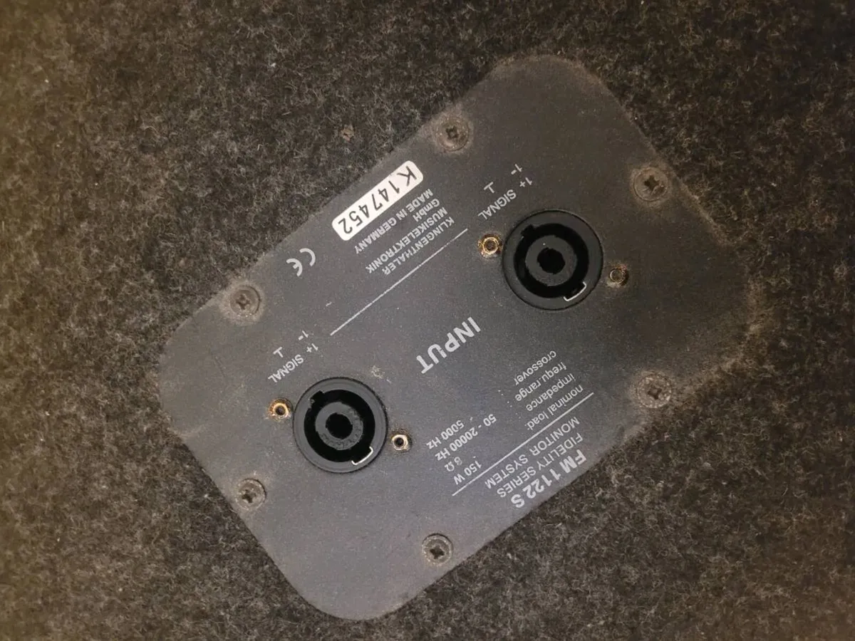 KME monitor speakers x2 - Image 2