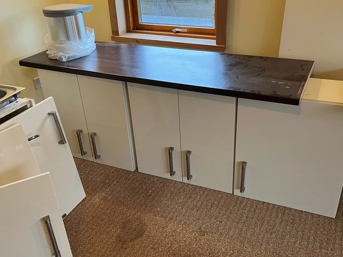 Kitchen Units & Accessories - Image 2