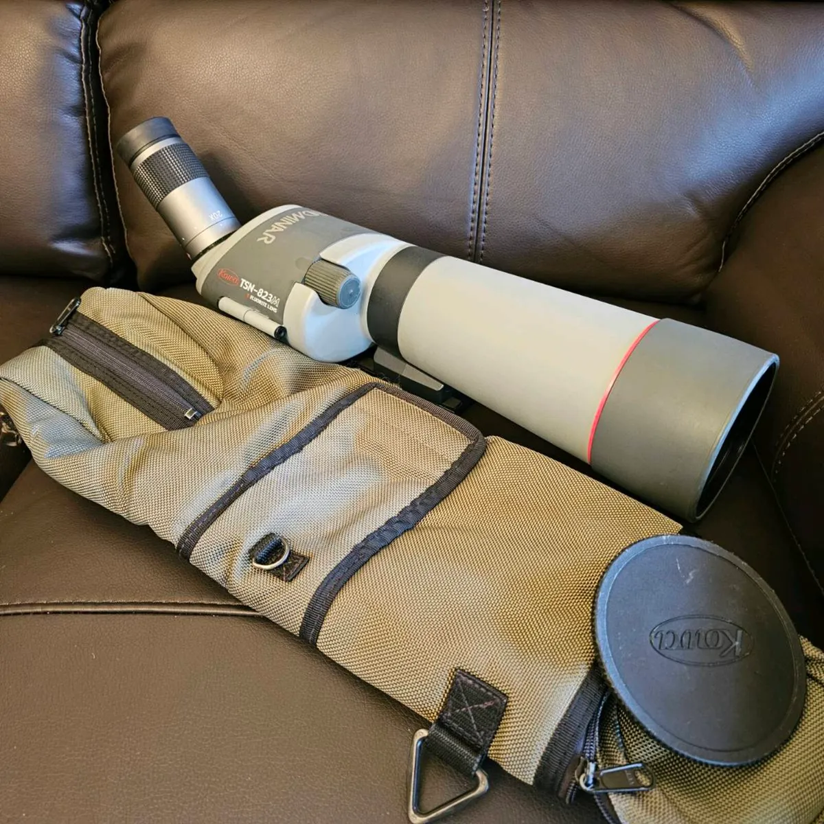 Kowa 823M spotting scope with tripod - Image 1