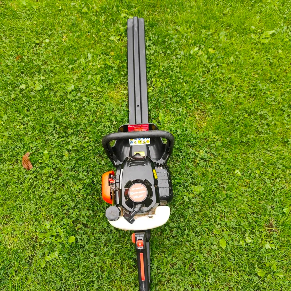 Hedge trimmer - Image 1