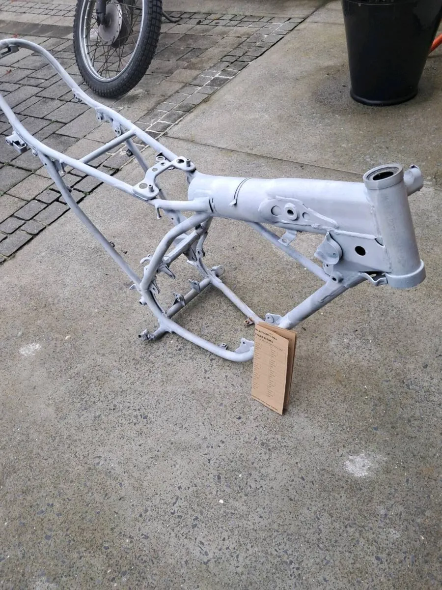 Bike parts - Image 1