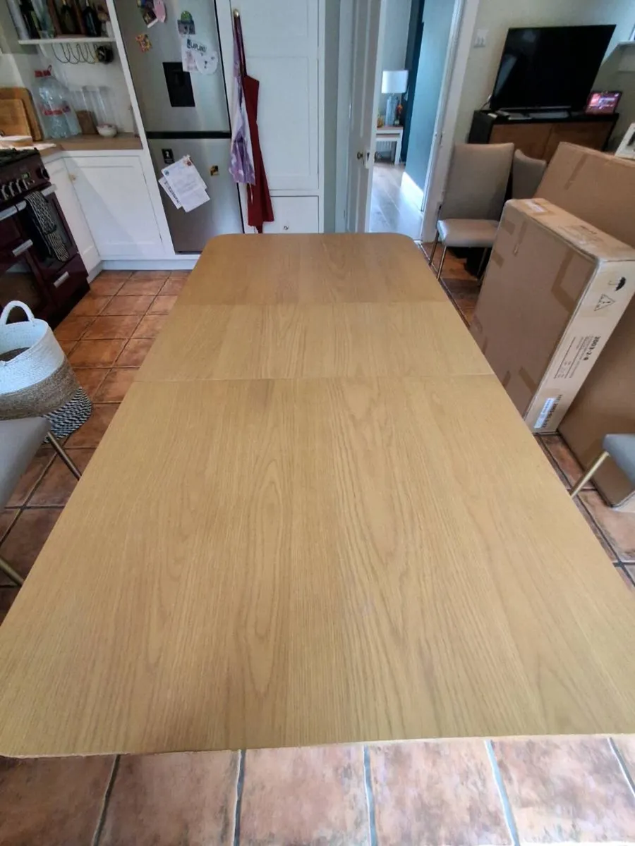 Kitchen Table - Image 3