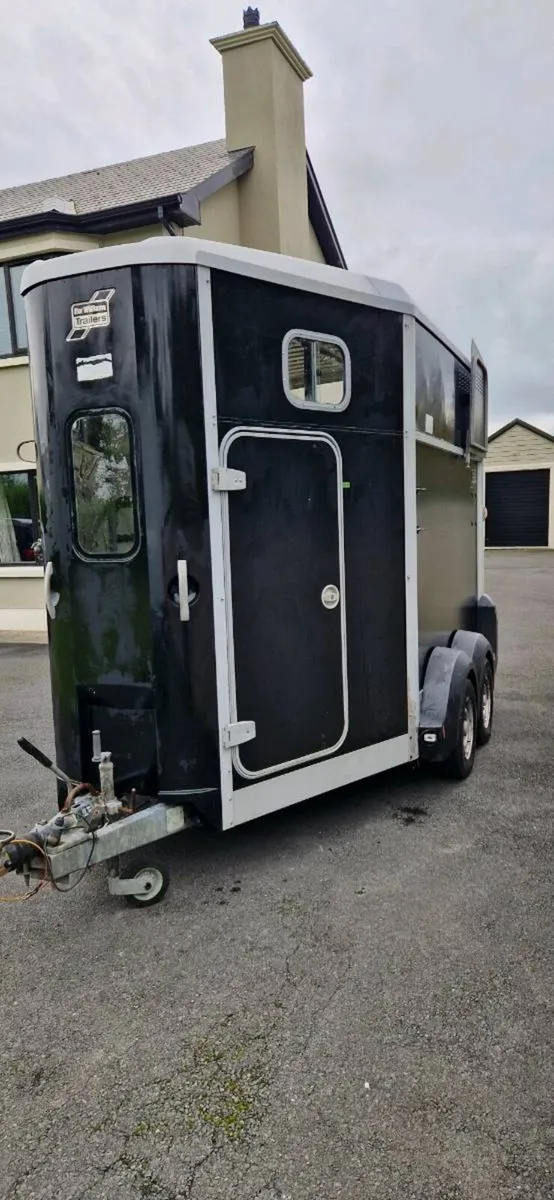 511 ifor williams horsebox - Image 1