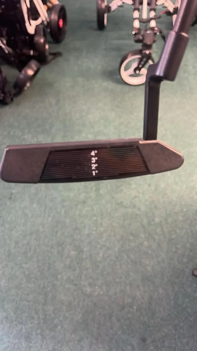 NEW L A Golf Bel-Air 34/35' New €499 Now €299 - Image 4