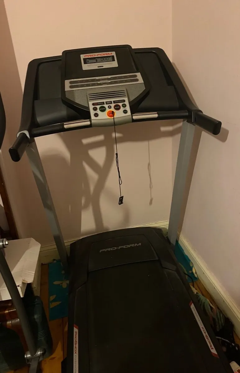 Treadmill - Proform 530 ZLT Folding Treadmill - Image 1