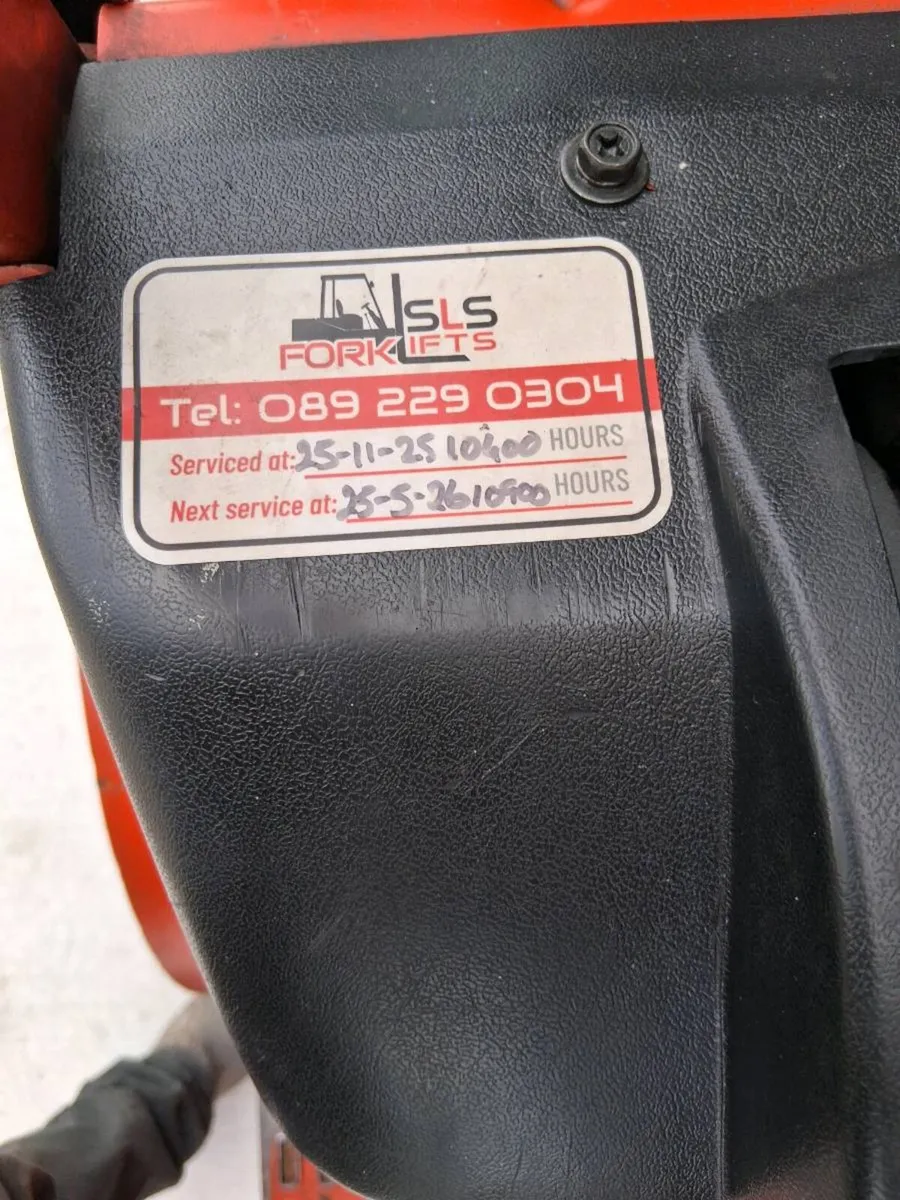 Toyota forklift - Image 4