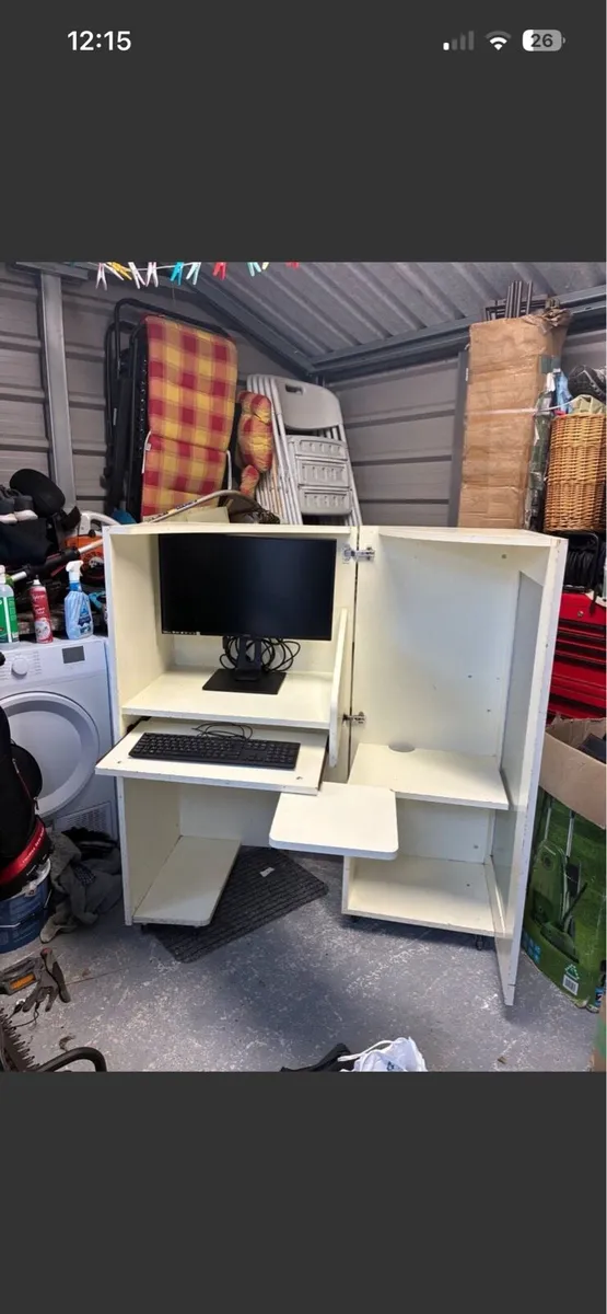 Computer Desk - Image 1