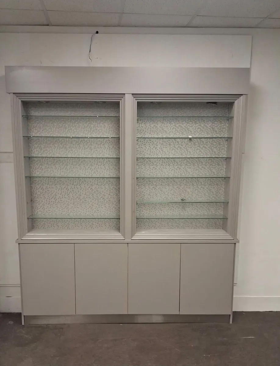 Commercial Retail Display Cabinets/Shelving Units - Image 4