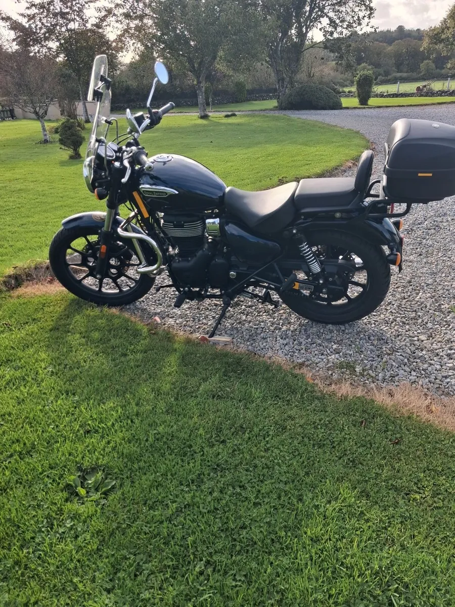 ROYAL ENFIELD Meteor 350cc Motorbike - Image 1