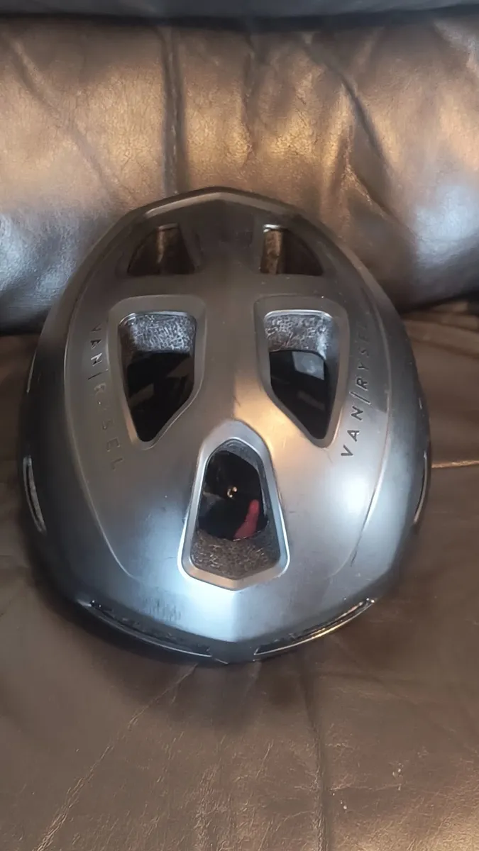 Road Cycling Helmet VAN RYSEL - Image 2