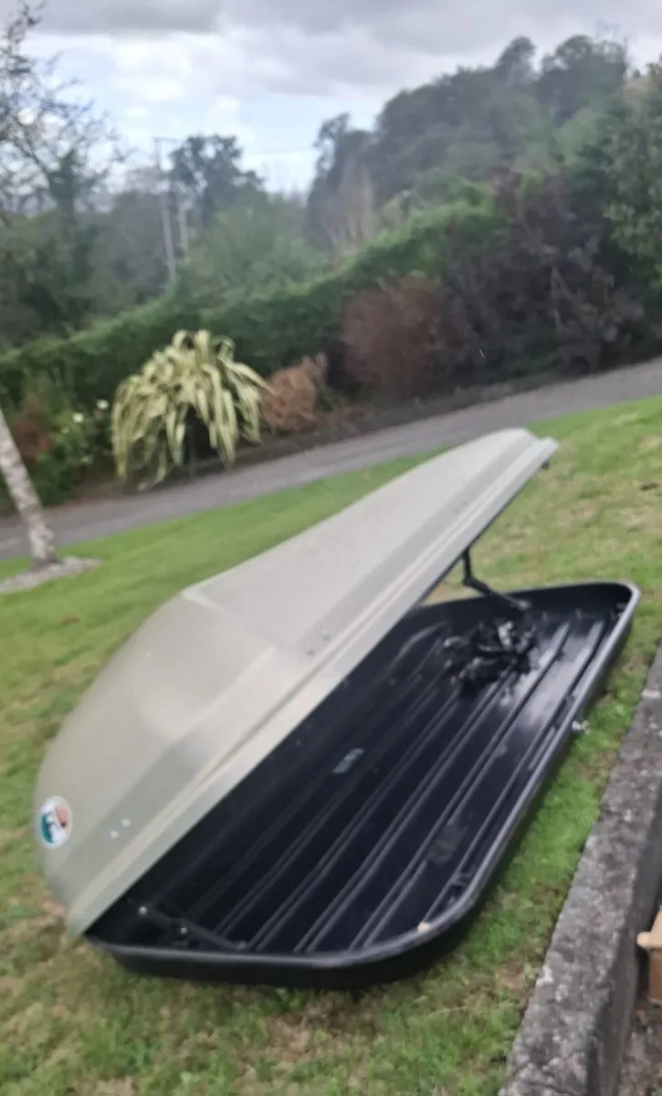 Roofbox - Image 3