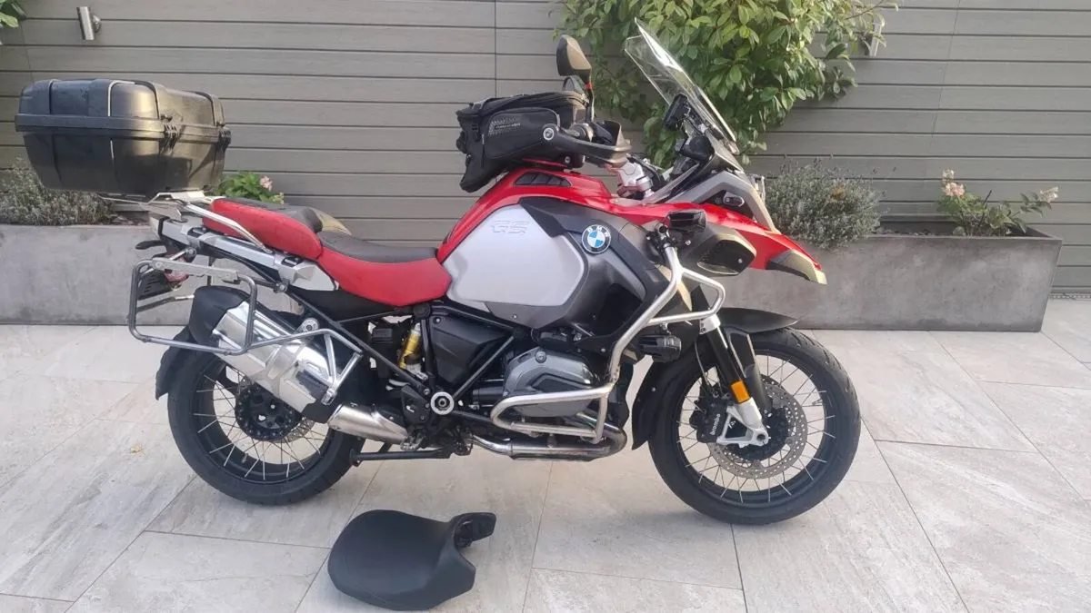 R1200GS 2017 P/X FACTORY LOWERED service history - Image 2