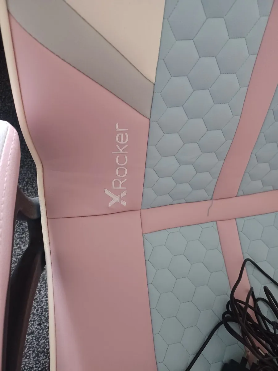 X Rocker Gaming Chair - Image 2