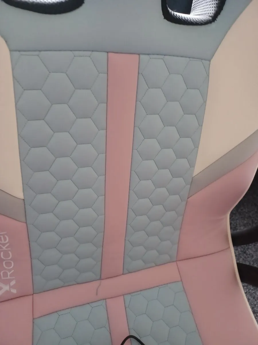 X Rocker Gaming Chair - Image 4
