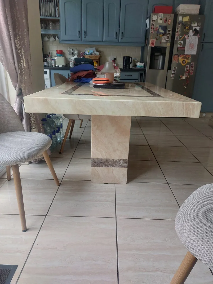 Marble Table - Image 3
