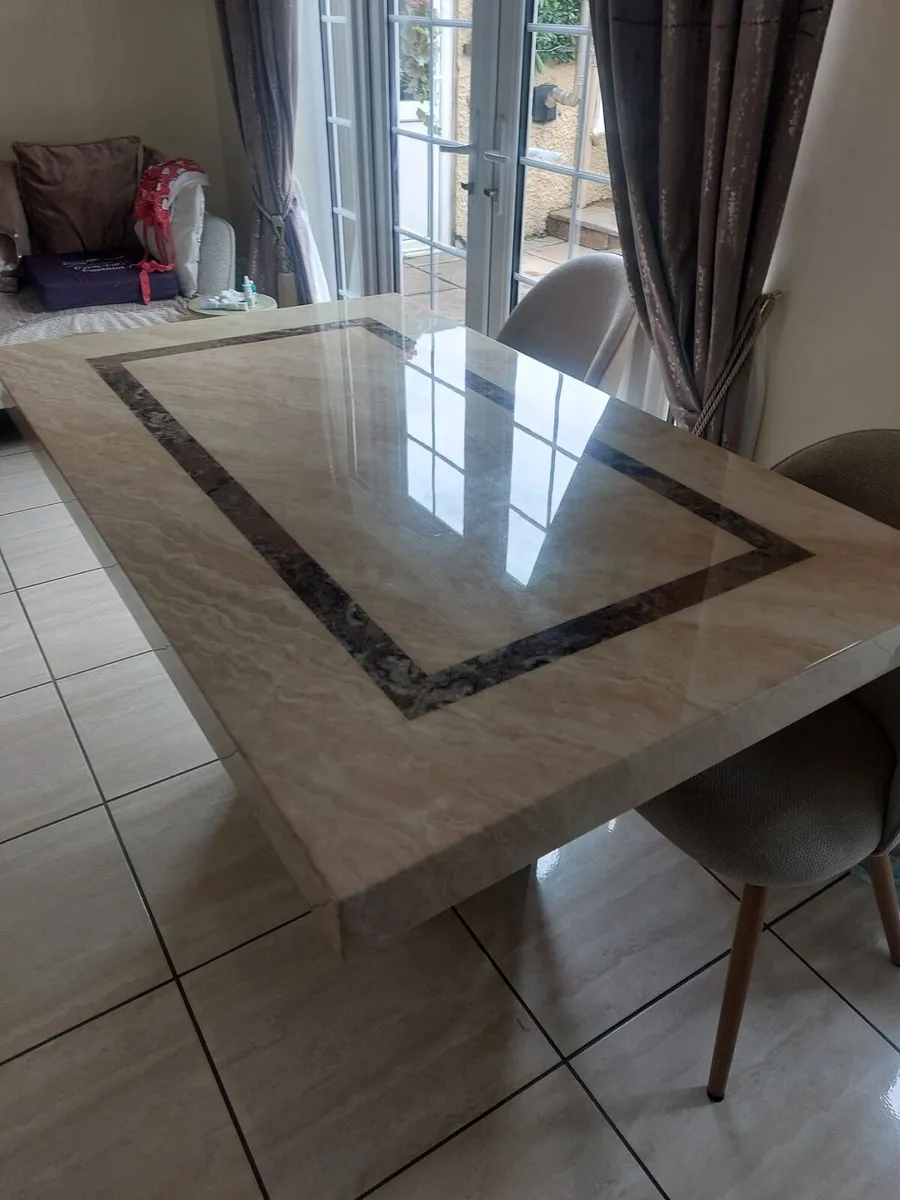 Marble Table - Image 1