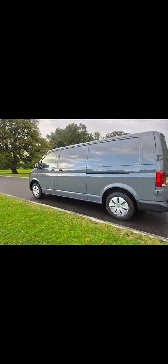 Volkswagen transporter - Image 3