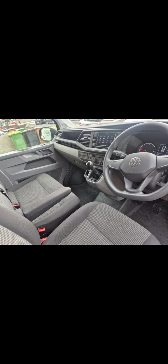 Volkswagen transporter - Image 4