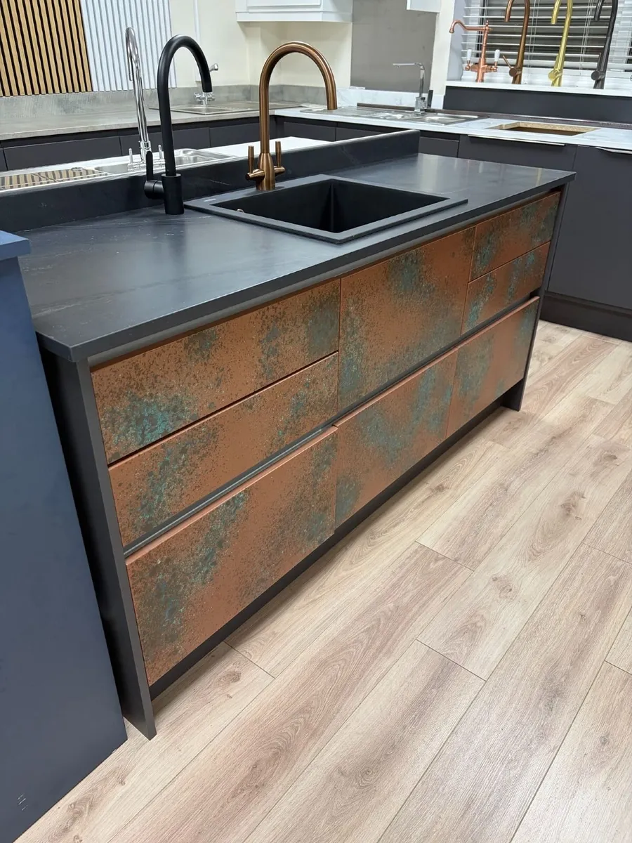 Ex-Display Kitchen Island - Image 1