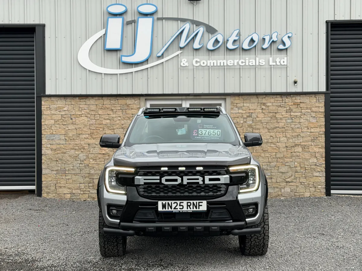 25 FORD RANGER 3.0 EBL 240 4WD WILDTRAK - Image 2