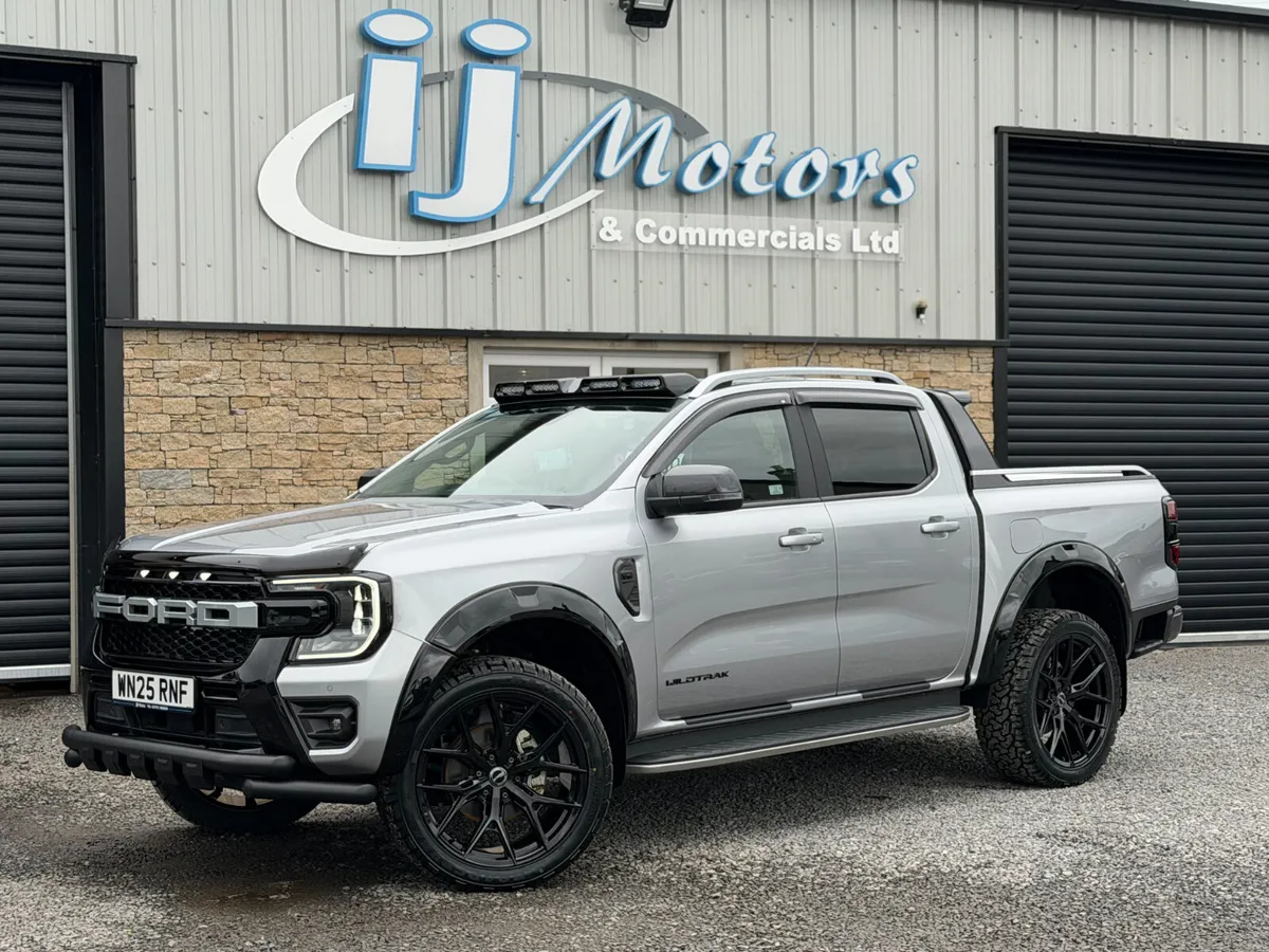 25 FORD RANGER 3.0 EBL 240 4WD WILDTRAK - Image 3