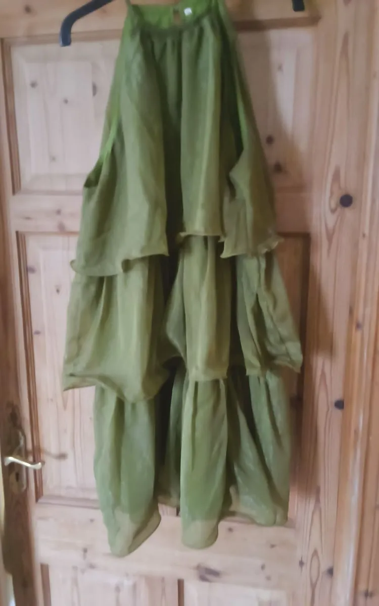 Party dressed large size good condition - Image 2