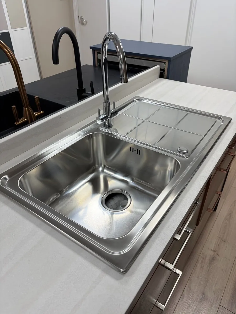 Ex-Display Kitchen Units - Image 2