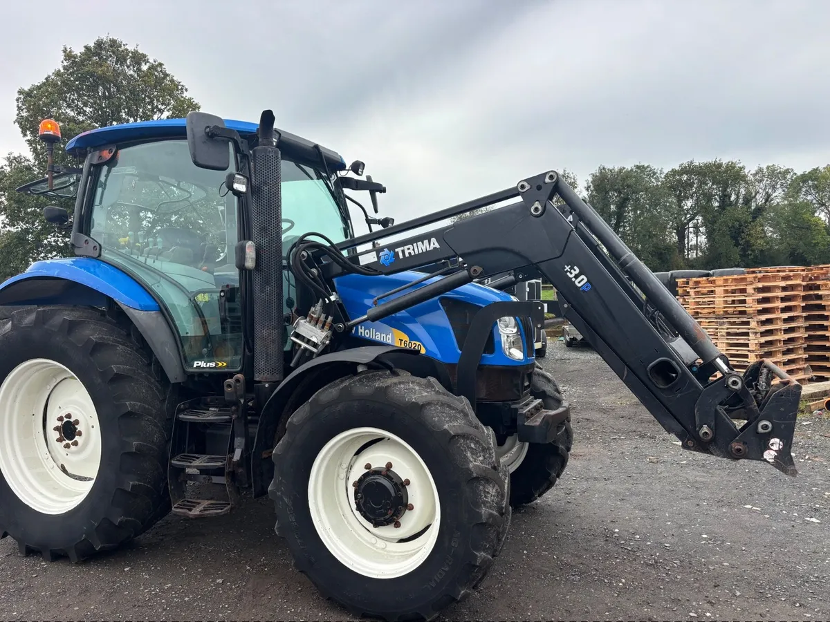 2010,NEWHOLLAND T6020 Plus c/w Trima loader - Image 1