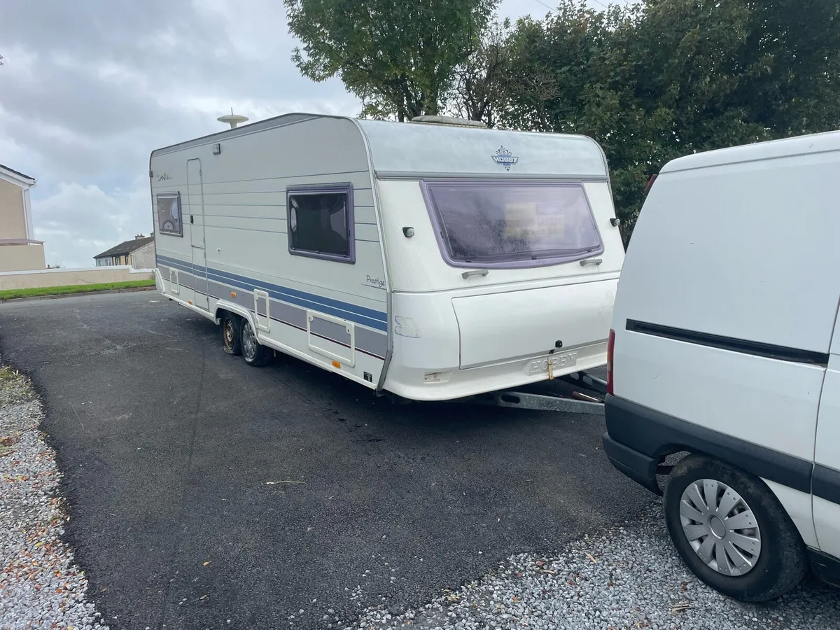 4 berth fixed bed hobby caravan - Image 2